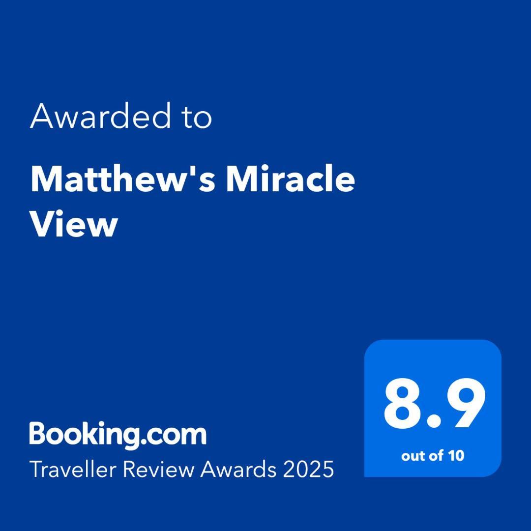 Bed and Breakfast Matthew'S Miracle View Roseau Esterno foto